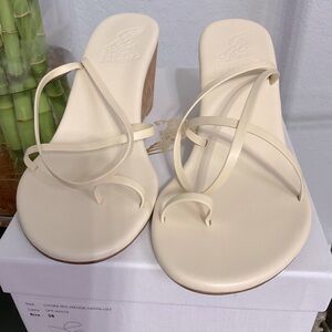 Ancient Greek Sandals 
Chora mod wedge-nappa-off
Size 38 & 37 Off white
